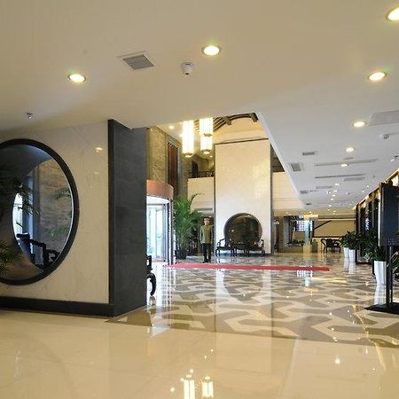 Отель Shenghehui Club Наньтун Интерьер фото